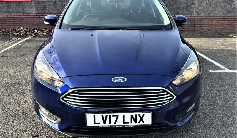 
								2017 Ford Focus 1.0T Zetec (125ps) Hatchback Auto full									