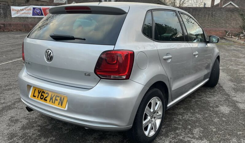 
								2012 Volkswagen Polo 1.4 Match 5d DSG full									