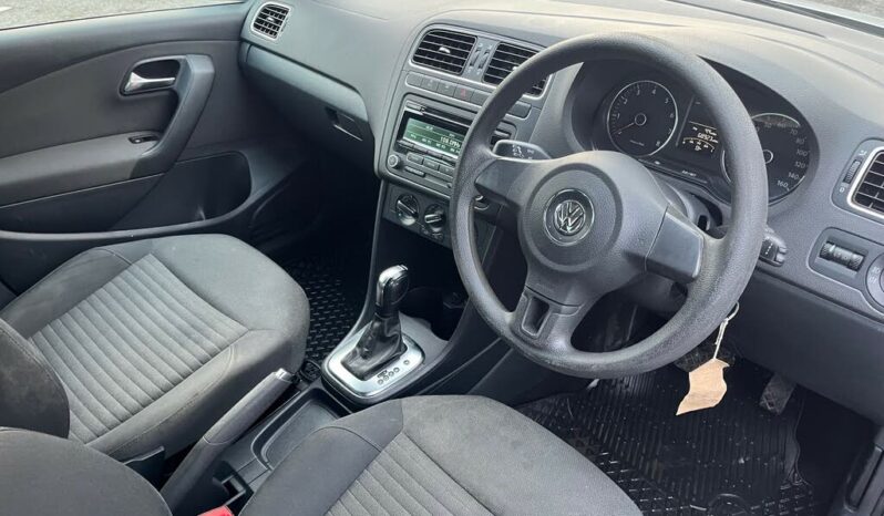 
								2012 Volkswagen Polo 1.4 Match 5d DSG full									