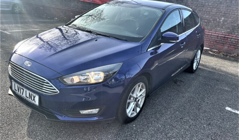 
								2017 Ford Focus 1.0T Zetec (125ps) Hatchback Auto full									