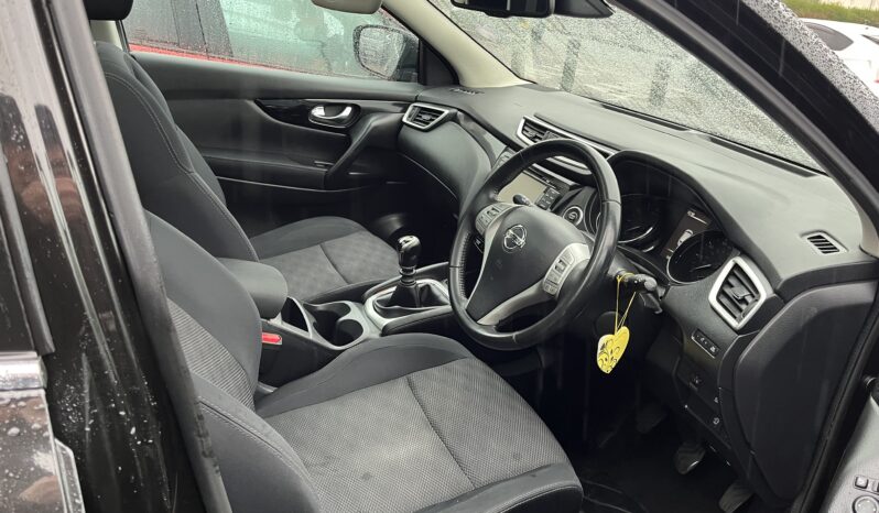 
								Nissan Qashqai Acenta Premium DIG-T full									