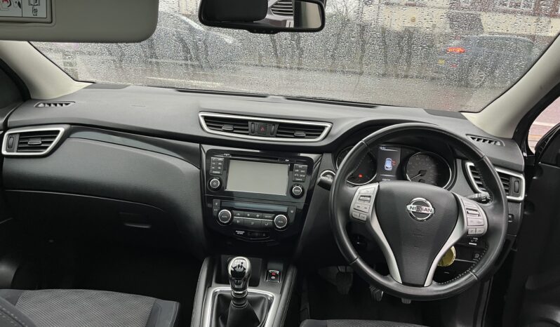 
								Nissan Qashqai Acenta Premium DIG-T full									