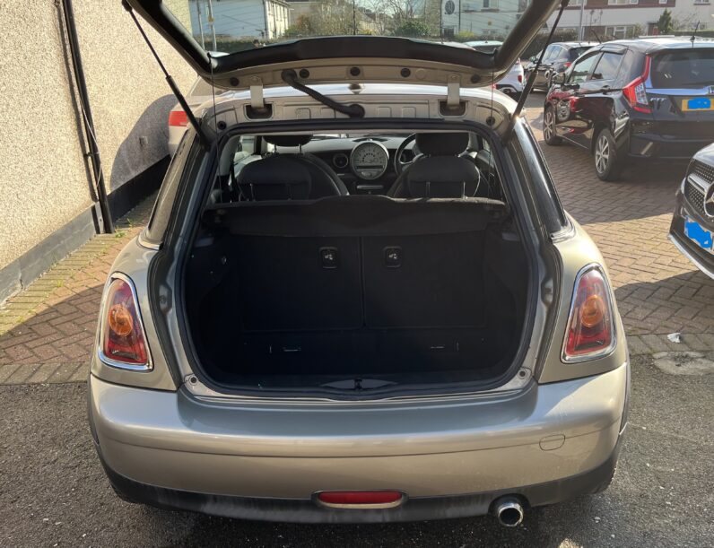 Mini Hatch One Silver- MH07FGN 2007