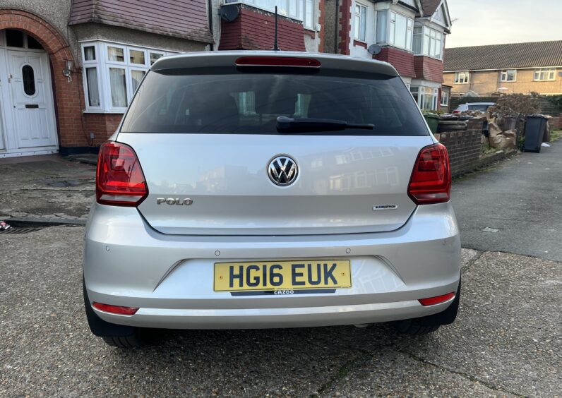 Volkswagen Polo 2016 Silver, HG16EUK