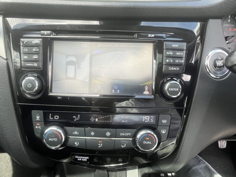 Nissan Qashqai 1.2 DIG-T Tekna Euro 6 (s/s) 5dr