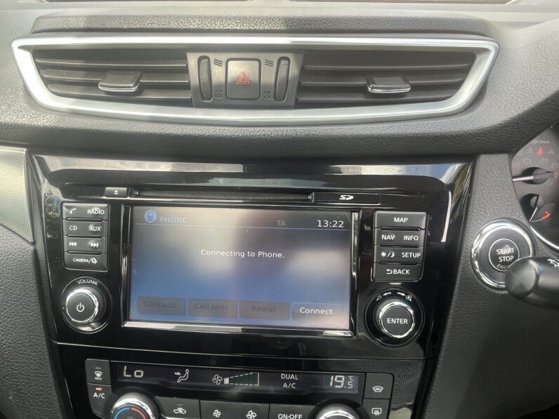 Nissan Qashqai 1.2 DIG-T Tekna Euro 6 (s/s) 5dr