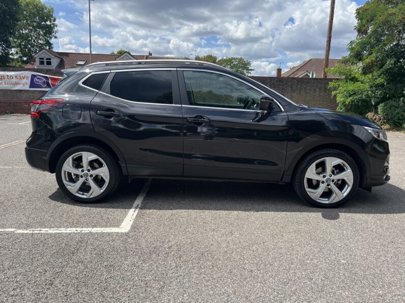 Nissan Qashqai 1.2 DIG-T Tekna Euro 6 (s/s) 5dr